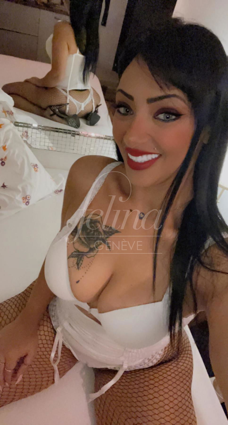 luxury arab escort tattooed at the erotic salon felina geneve