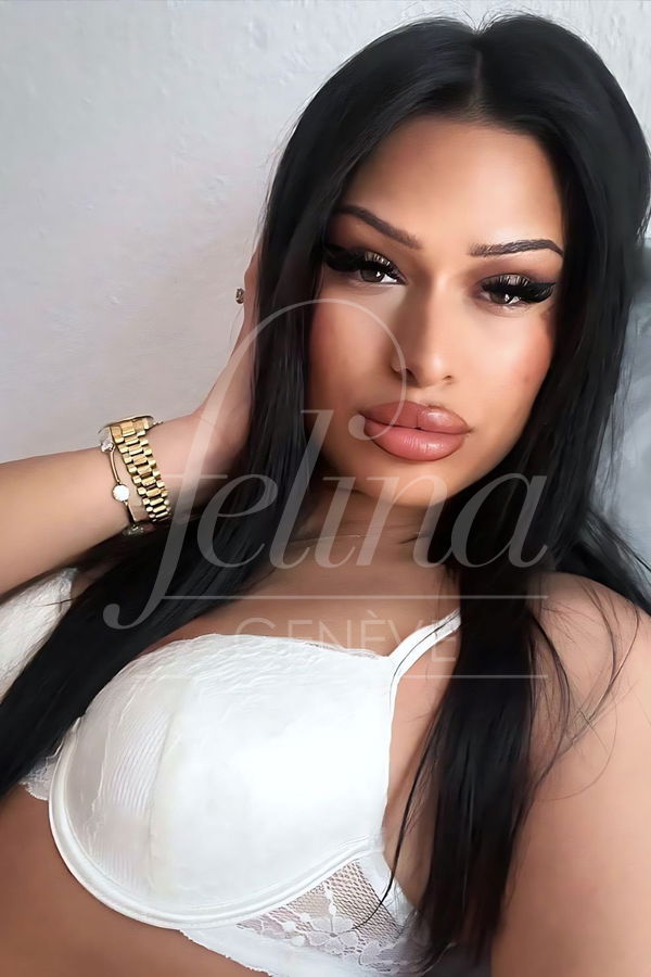 Escort teen di origine russa