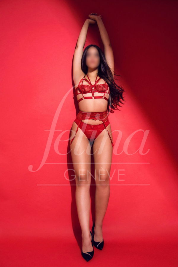 Latin escort and masseuse in erotic lingerie for happy ending massage in Geneva